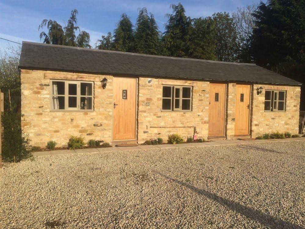 The Salford Inn Chipping Norton Exterior foto